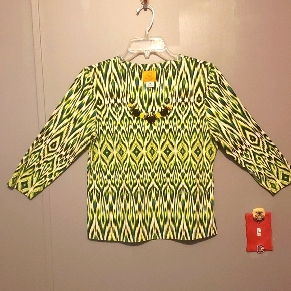 Ruby Road Lady's Petite V-Neck 3/4 Sleeved Multi-Colored with 💎 Gem Embellished - Picture 1 of 6